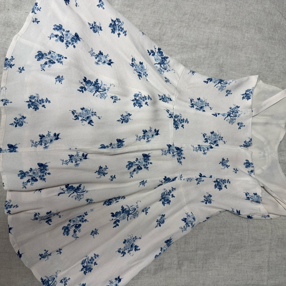 Reformation: Valencio Mini Dress - Picture 3 of 4